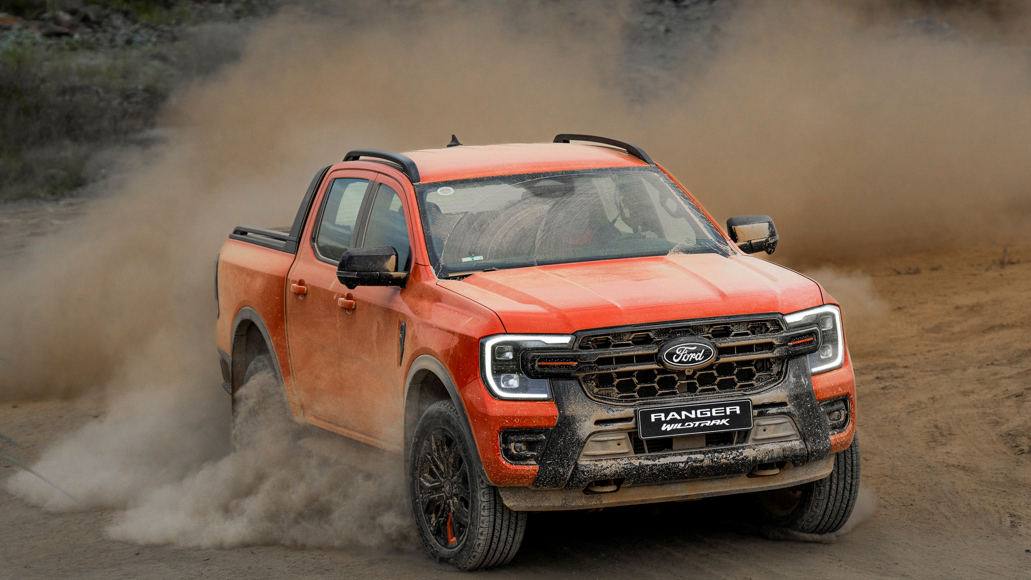 Ford Ranger Wildtrak "máy to chấm lớn" có xứng với giá gần 1,1 tỷ đồng?