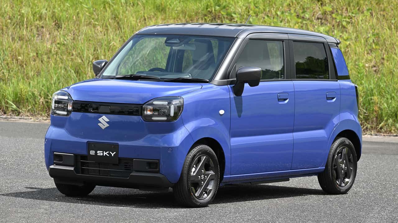 Suzuki có ô tô điện nhỏ như VF 3, 5 cửa, chạy 310 km, sạc 80% chỉ 25 phút