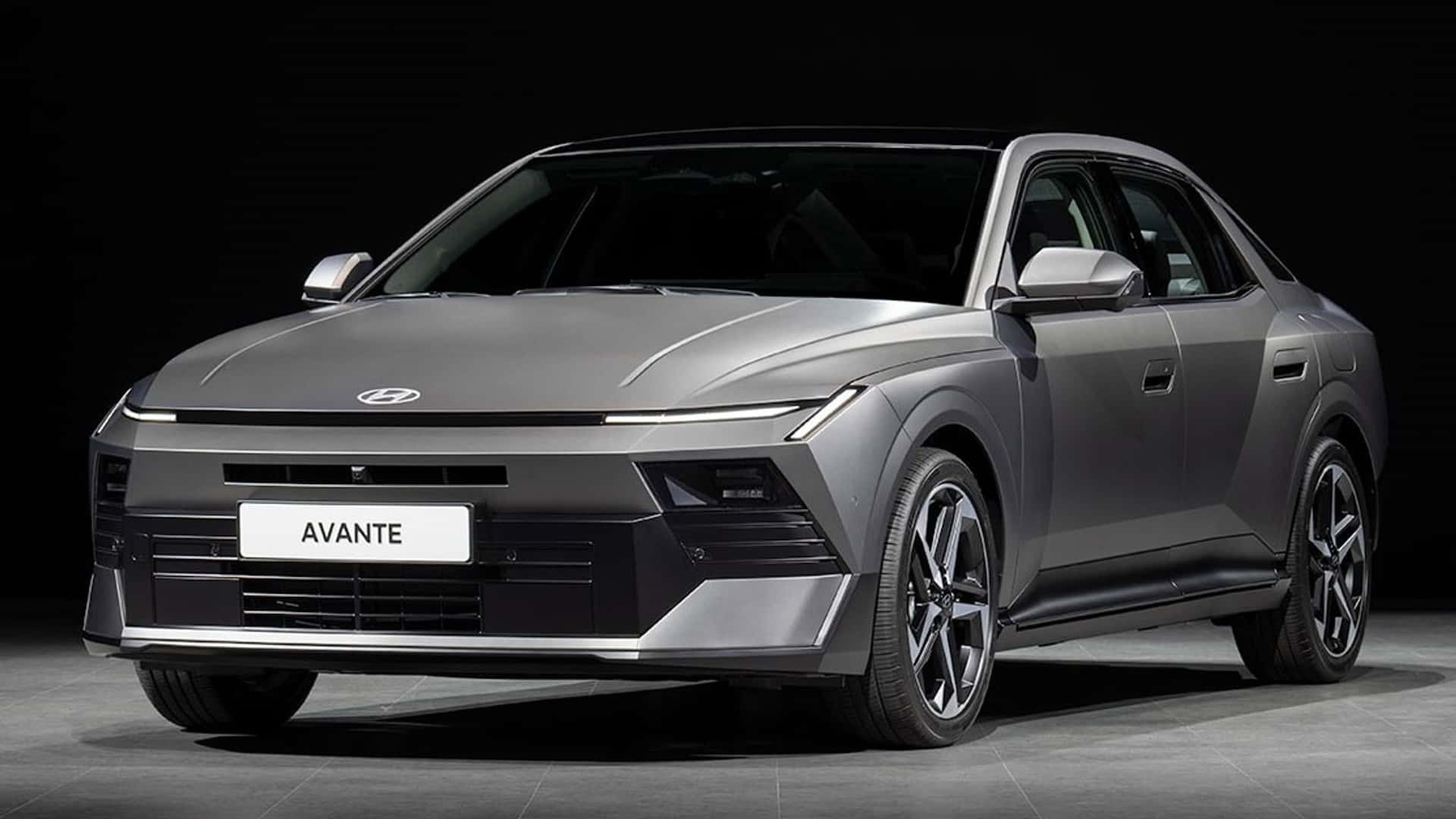 Hyundai Elantra 2027 ra mắt: Thiết kế mới, lớn hơn và thêm công nghệ