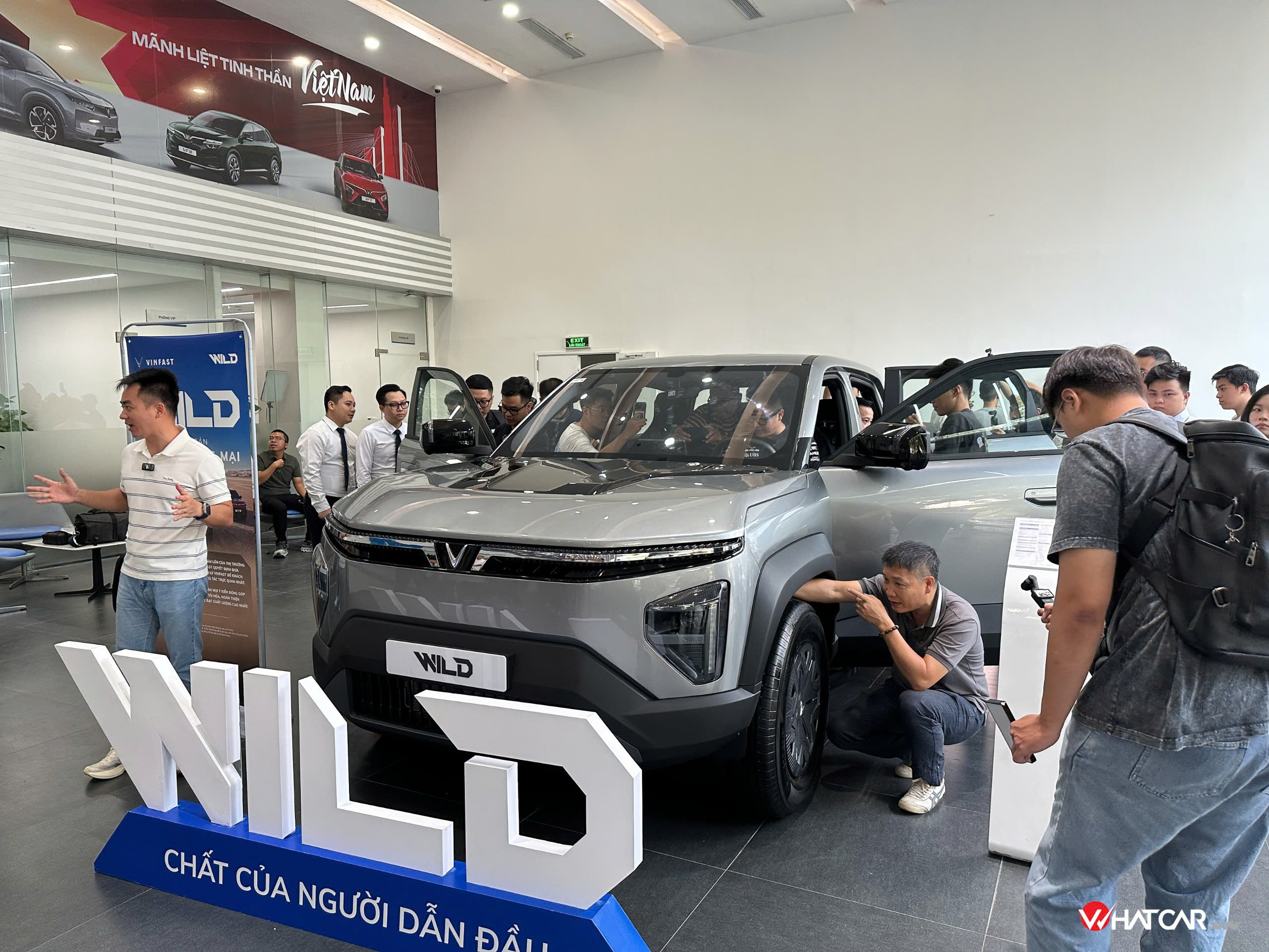 VinFast VF Wild lộ diện bản tiền thương mại: Bán tải dài hơn 5,3 m, dùng REEV, nhiều chi tiết hướng đến công năng