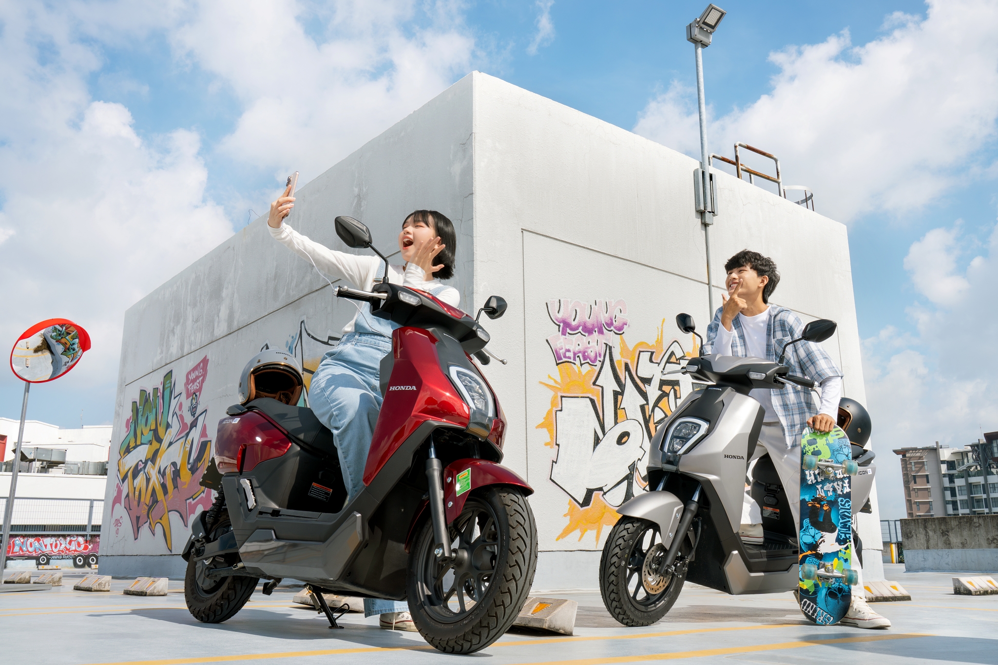 Honda khuyến mại loạt xe máy xăng, điện nhân dịp năm học mới