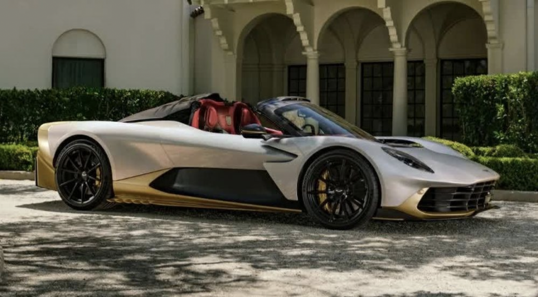 Aston Martin Valhalla Spider lộ diện: Siêu xe mui trần 1.064 mã lực, tốc độ tối đa 350 km/h