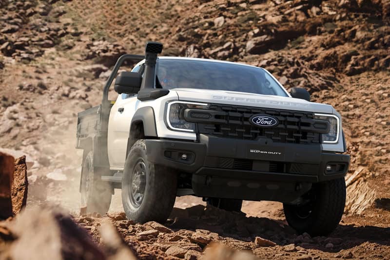 Ford Ranger Super Duty cabin đơn giá 1,13 tỷ đồng ngay sát Việt Nam, máy dầu V6 3.0L, tải gần 2 tấn