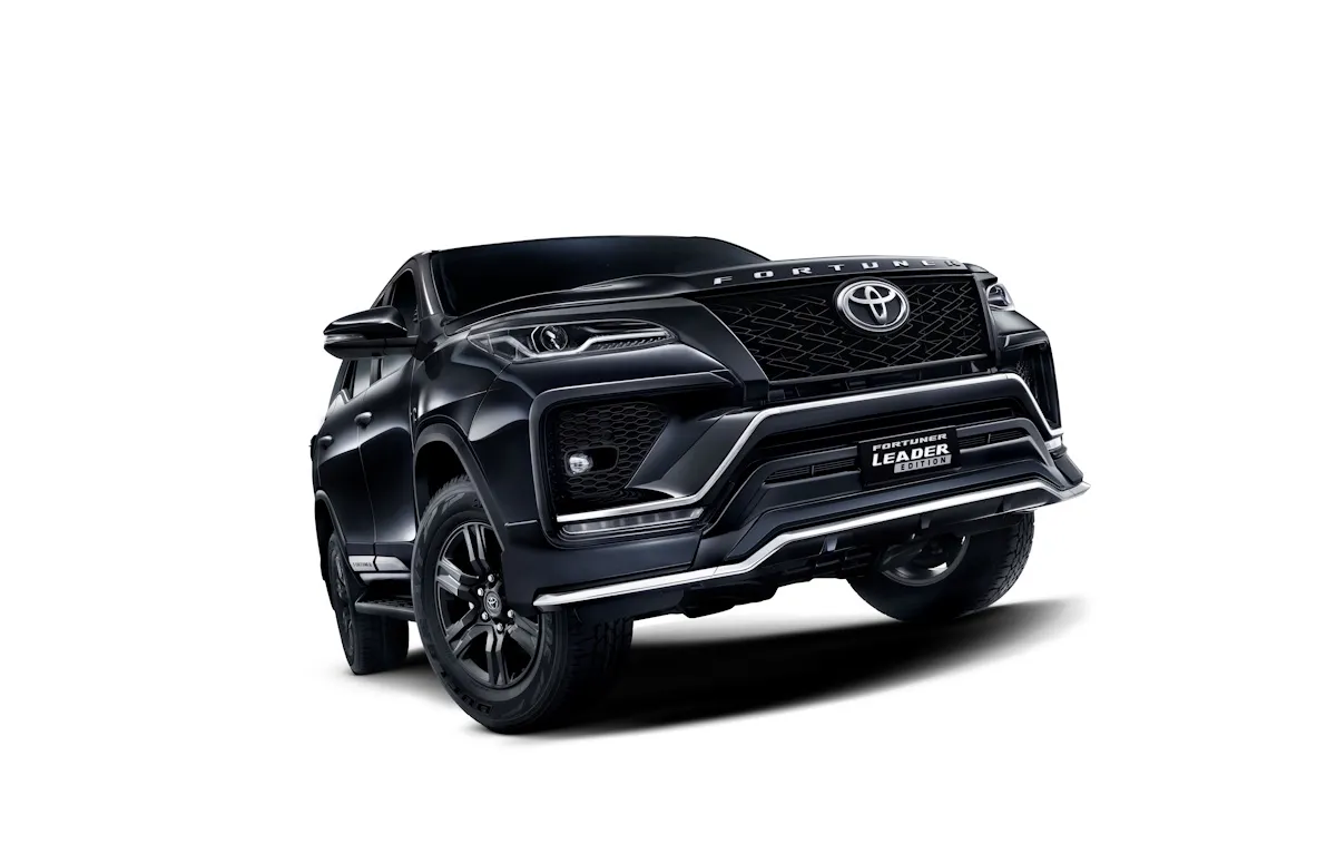 Toyota Fortuner có bản mới giá từ 1,1 tỷ đồng, thêm trang bị nhưng không có dẫn động 4 bánh