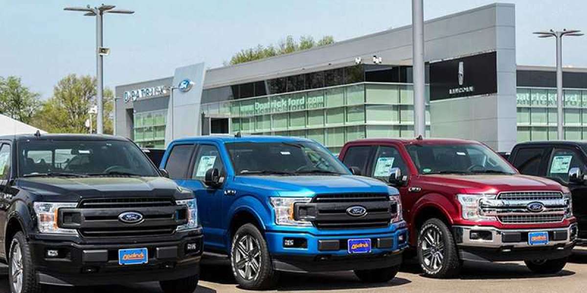 Ford cảnh cáo các đại lý bán ô tô kiểu ‘bia kèm lạc’
