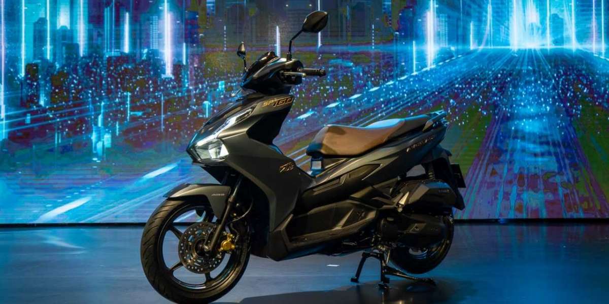 Giá Honda Air Blade 160 đạt đỉnh 71,75 triệu đồng