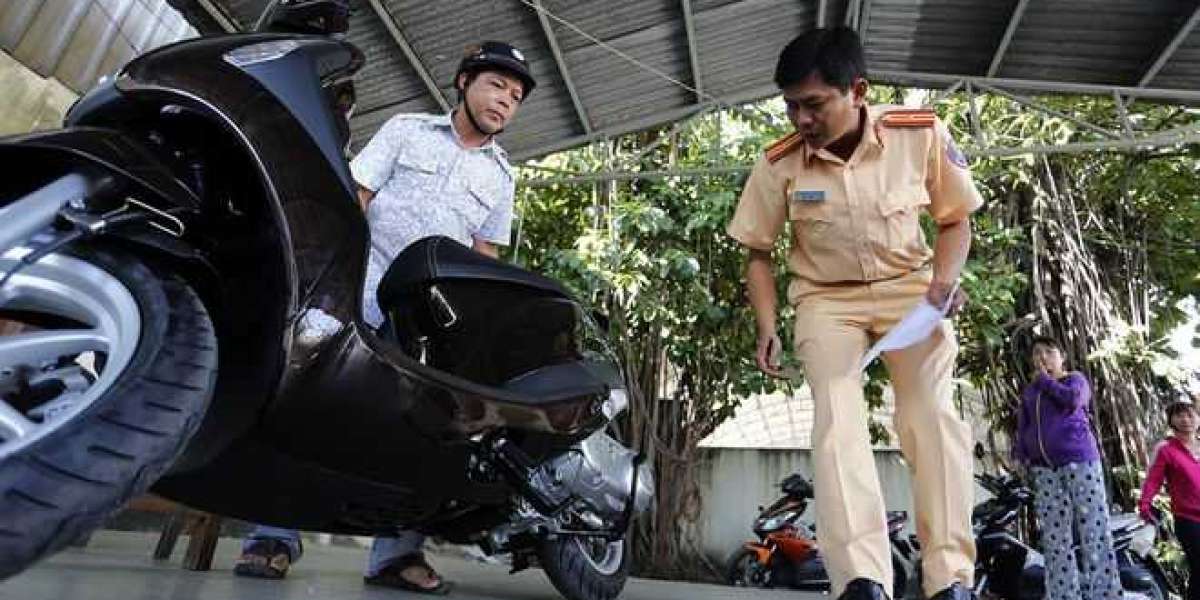 Người dân có thể tới công an phường, xã đăng ký biển số xe máy từ 21/5