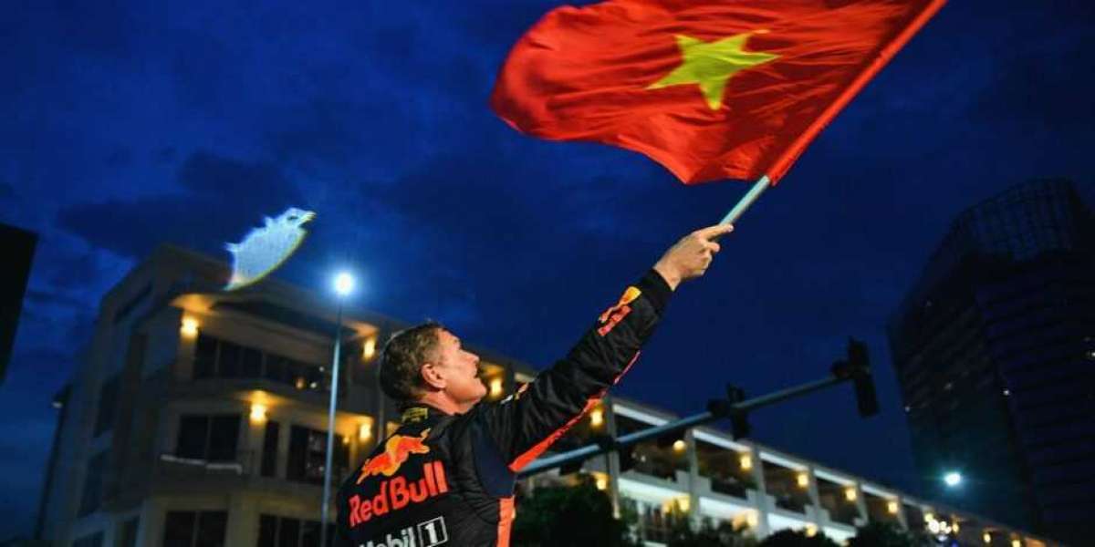 Formula 1 – F1 ở Malaysia và bài học thành bại cho Việt Nam
