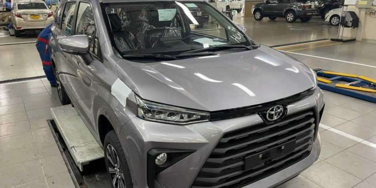 Hình ảnh chi tiết Toyota Avanza Premio tại đại lý