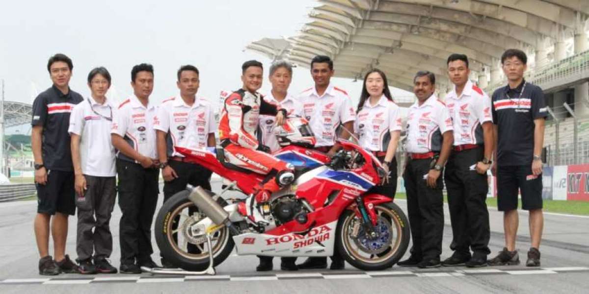 Honda Vietnam và đội đua hàng đầu châu Á Honda Asia – Dream Racing with SHOWA