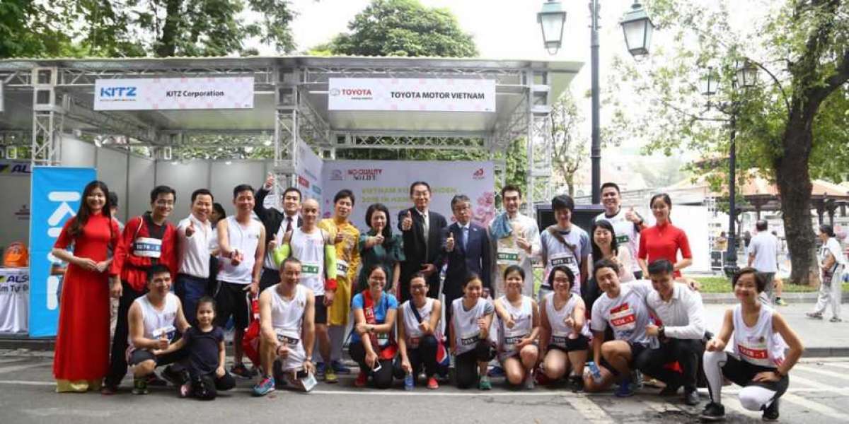 TOYOTA Việt Nam đồng hành cùng giải chạy KIZUNA EKIDEN 2018