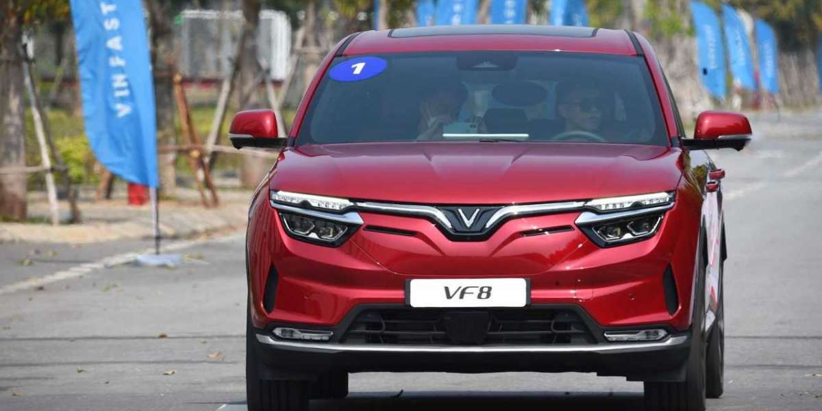 Lần đầu lái thử VinFast VF 8: Thiết kế ấn tượng, vận hành “phê không tưởng”
