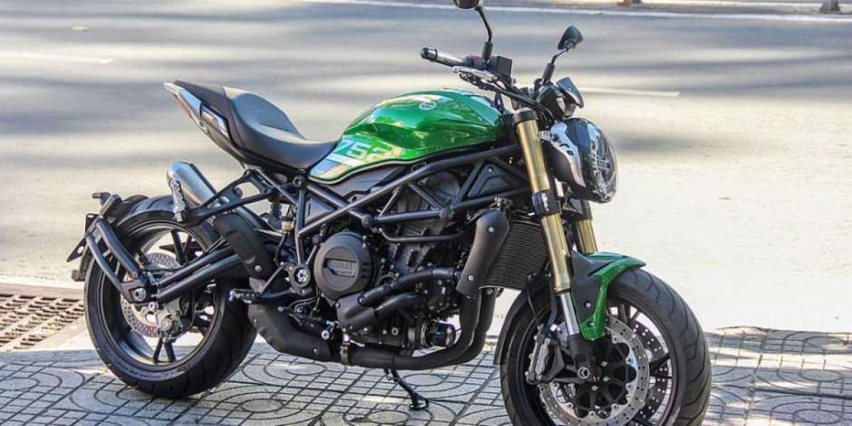 Benelli 752S đầu tiên về Việt Nam