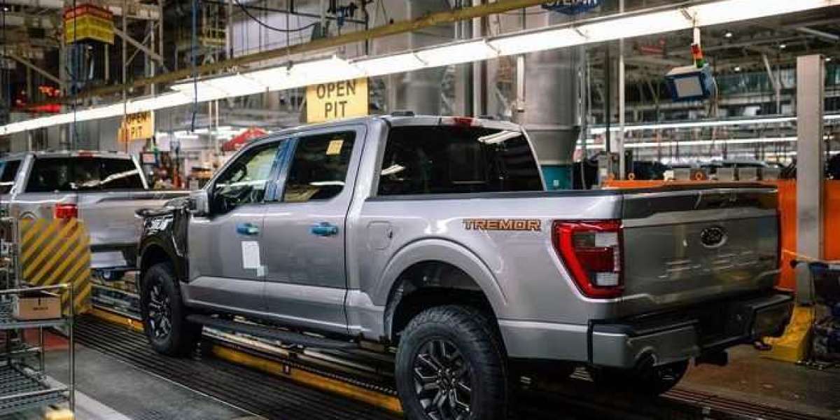 Ford tạm dừng sản xuất F-150 và nhiều xe hot khác do thiếu chip