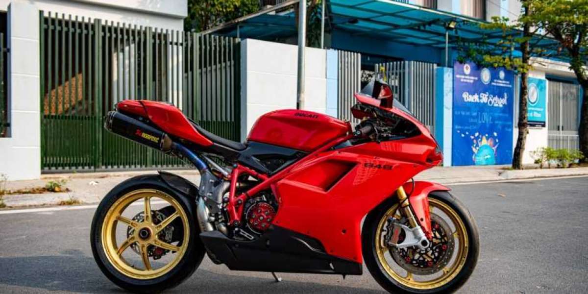 Diện kiến Ducati 848 Evo độ khủng của tay chơi Hà Nội