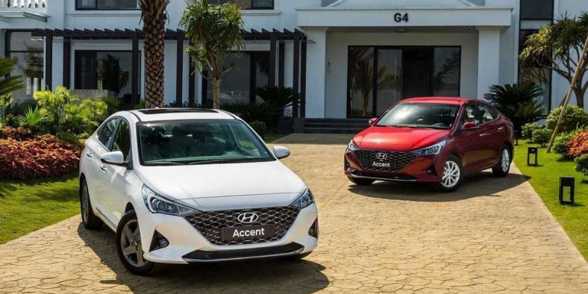 Hyundai Accent giảm 30 triệu đồng tại đại lý