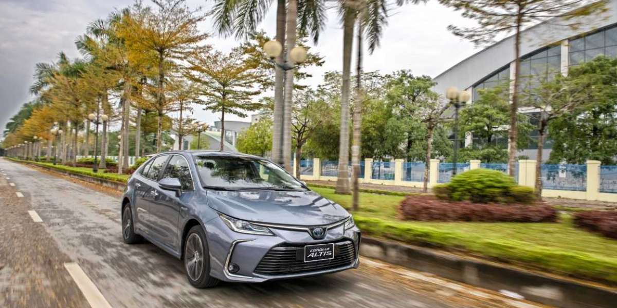 Toyota Corolla Altis 2022 ra mắt thị trường Việt, giá cao nhất 860 triệu đồng