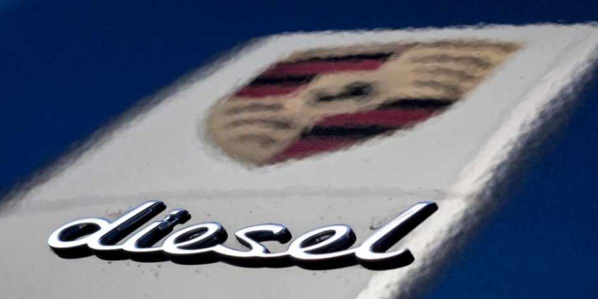Porsche là hãng ô tô Đức đầu tiên từ bỏ động cơ dầu Diesel