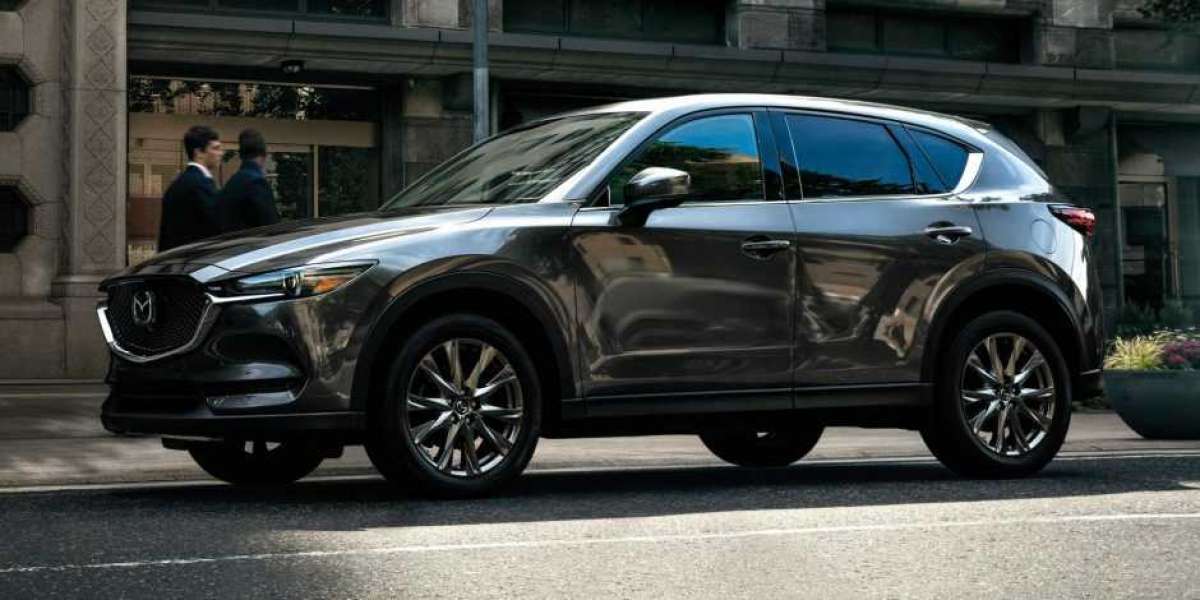 Người hâm mộ chất thể thao của xe Mazda nên chờ thêm một năm trước khi xuống tiền