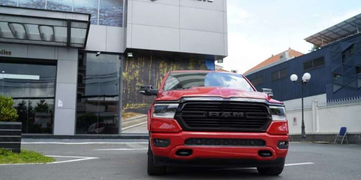 RAM 1500 chính thức lên kệ thị trường Việt, giá từ 5,38 tỷ đồng