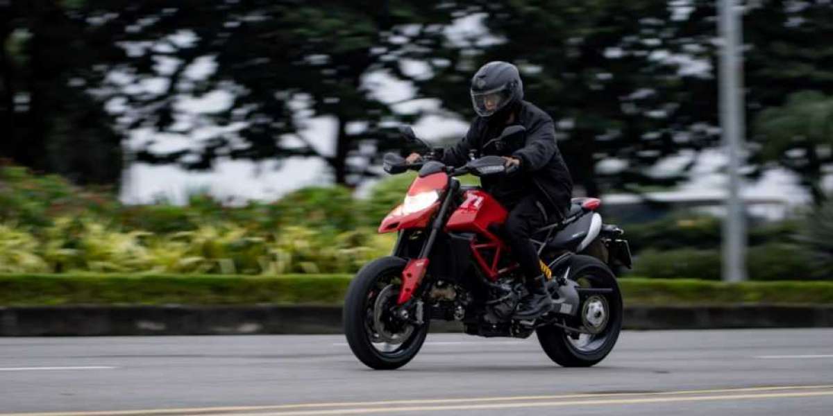 Ducati Hypermotard 950 – Trên bảo dưới vượt KPI!