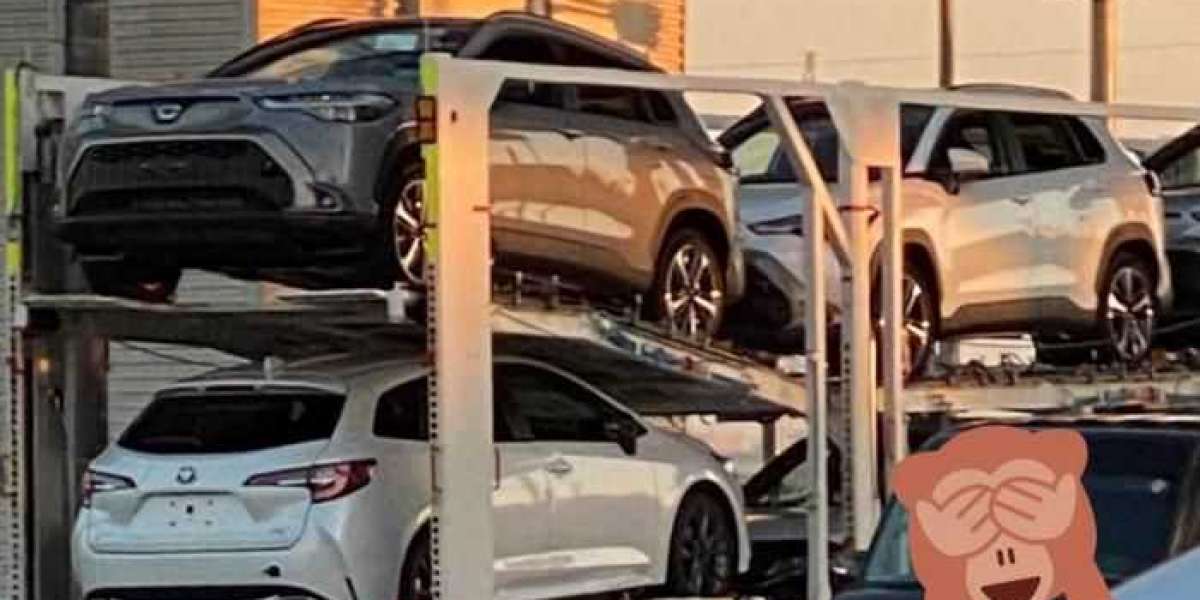 Toyota Corolla Cross 2022 lộ diện
