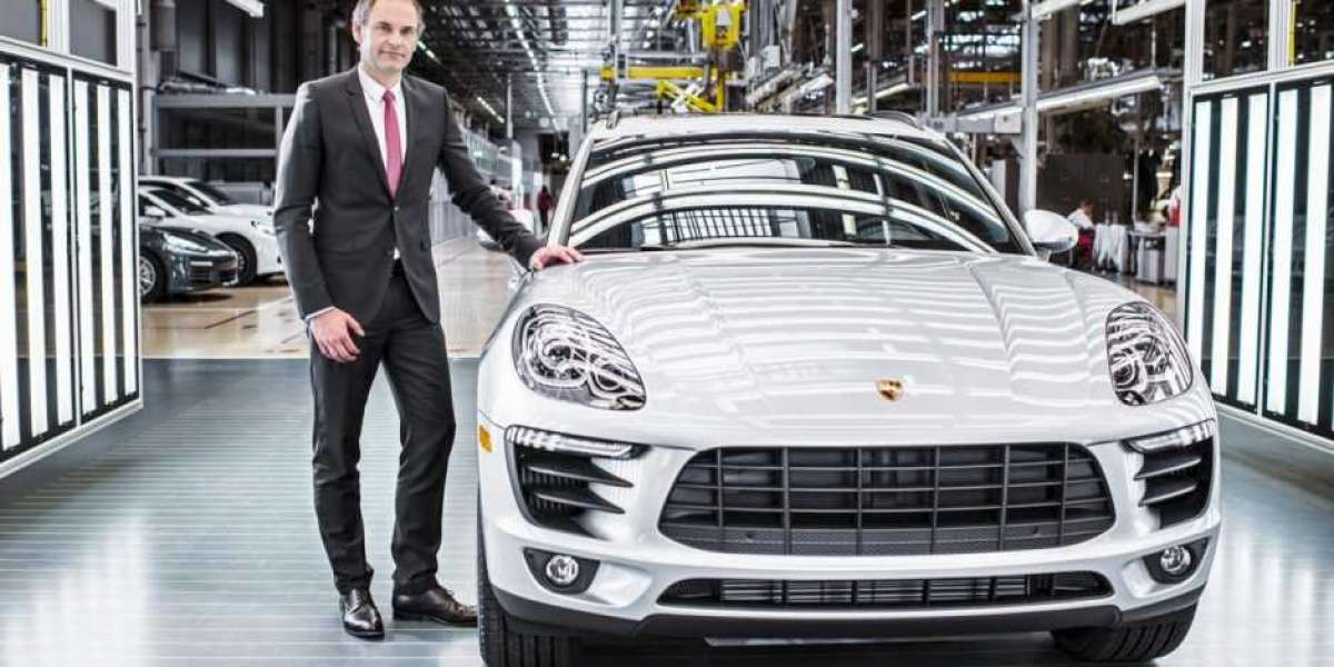 CEO Porsche không hài lòng khi các hãng siêu xe Ý được miễn trừ lệnh cấm ICE của châu Âu