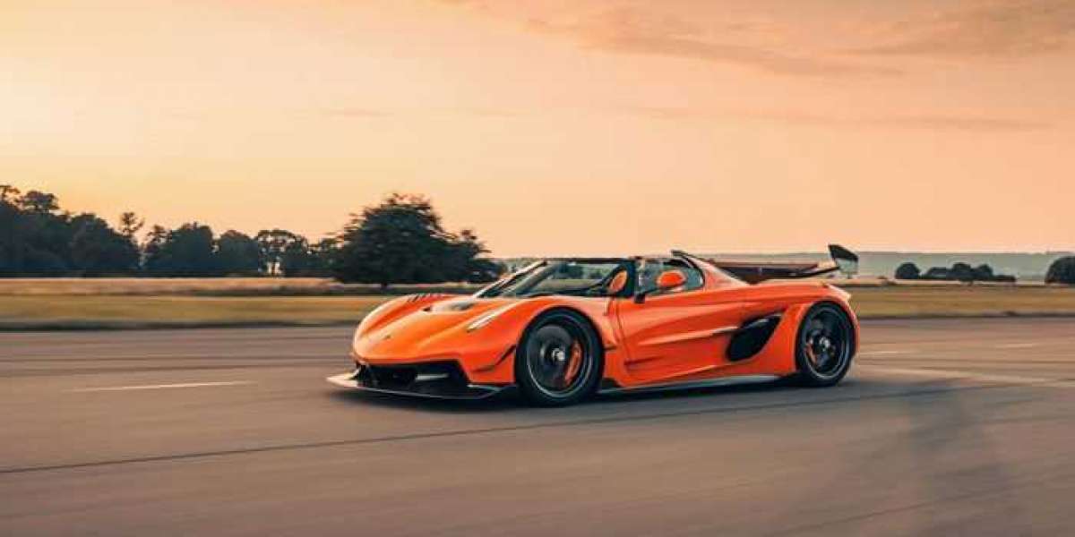 Koenigsegg Jesko bản thương mại đầu tiên được xuất xưởng với ngoại thất màu cam rực rỡ