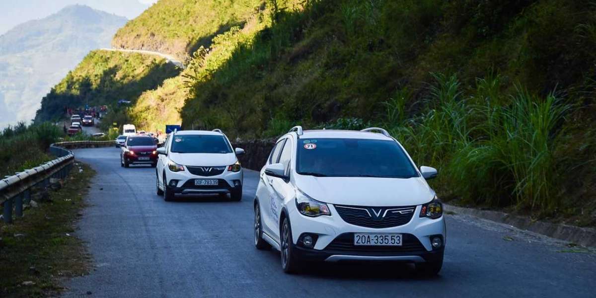 Miễn phí phí trước bạ và giảm 25 triệu đồng khi mua VinFast Fadil trong tháng 10