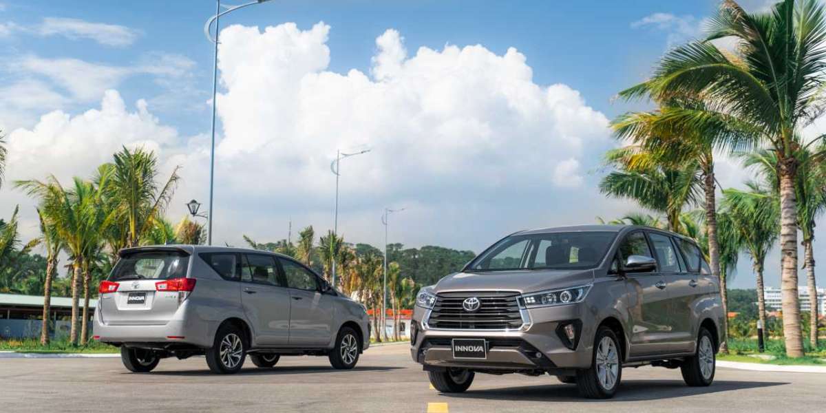 Toyota Innova lần đầu lọt top xe bán ế