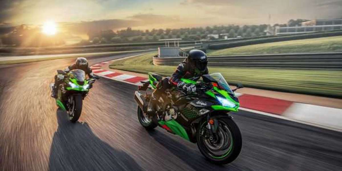 Kawasaki sẽ ‘phủ sóng’ xe điện tại các nước phát triển vào năm 2035