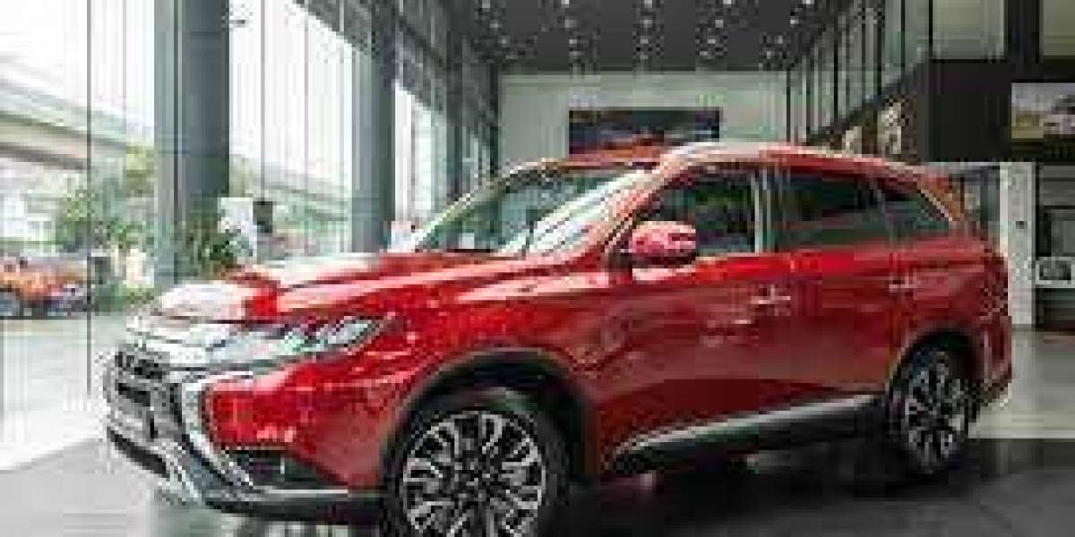 Mitsubishi Motors Việt Nam ra mắt dịch vụ hỗ trợ tài chính cho khách hàng mua xe