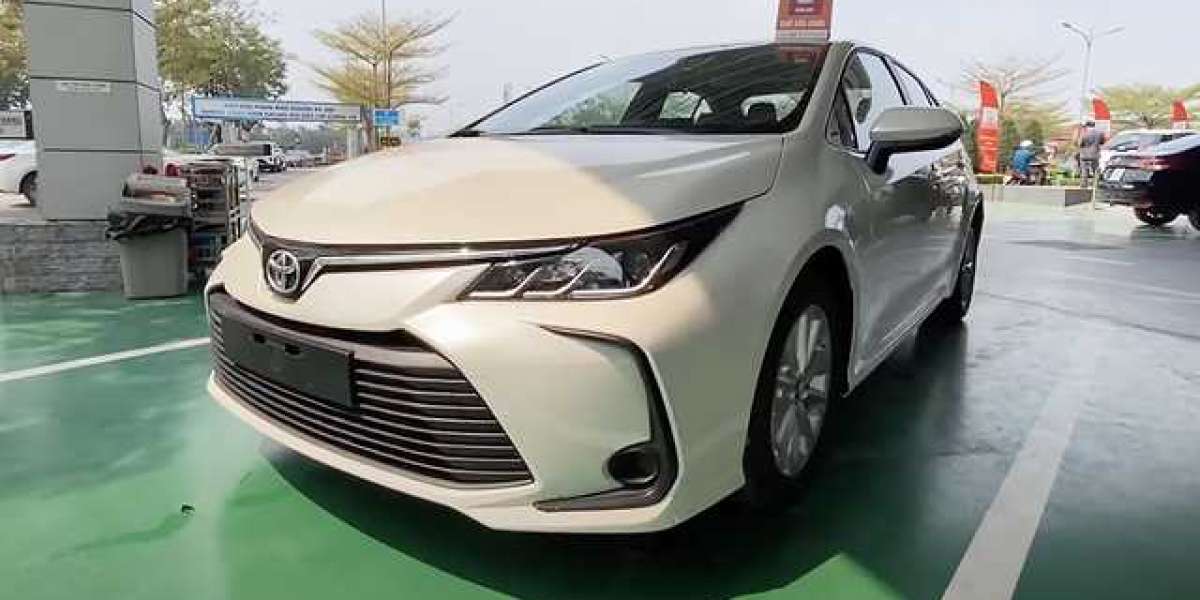 Toyota Corolla Altis 2021 bất ngờ về đại lý ở Việt Nam
