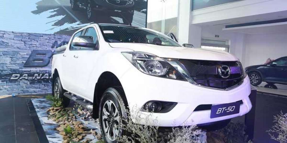 Chi tiết Mazda BT 50 2018: Thêm tính năng, có phiên bản 2.2 ATH hấp dẫn