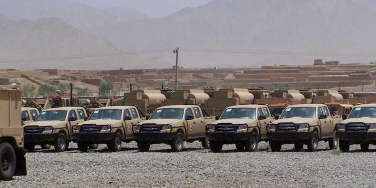 Quân đội Mỹ bỏ lại gần 65.000 chiếc Ford Ranger và Humvee ở Afghanistan