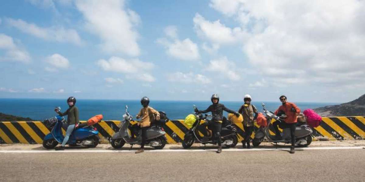 Xuyên Việt cùng Vespa Sprint (P.1): Từ miền cố đô tới thành phố biển Quy Nhơn