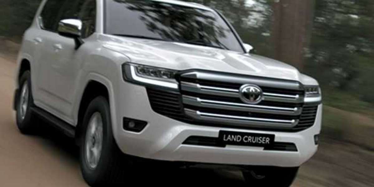 Vừa ra mắt, Toyota Land Cruiser 2022 đã kèm “lạc” 400 triệu