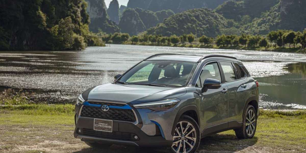 Tháng 5/2021: Toyota Corolla Cross vượt mốc 10.000 xe