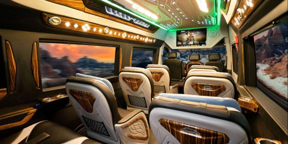 Hiểu rõ về quy định cấm cải tạo xe trên 10 chỗ thành “limousine” chở khách