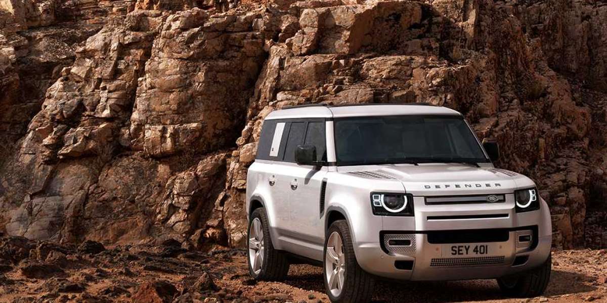 Land Rover Defender 130 chính thức mở bán tại Việt Nam, giá từ 5,7 tỷ đồng