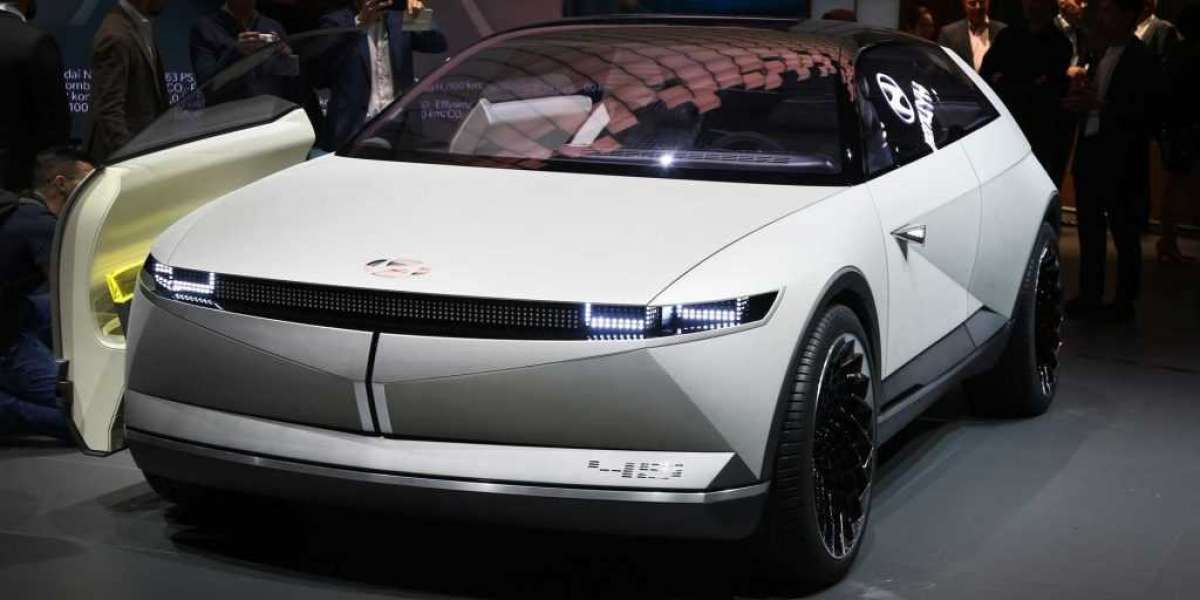 Hyundai trình diện Concept 45 – xe điện tương lai mang phong cách hoài cổ