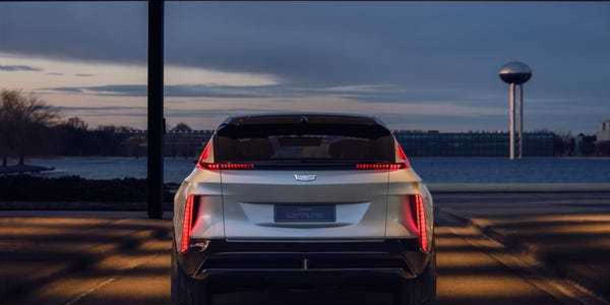 Cadillac ra mắt xe chạy điện đầu tiên