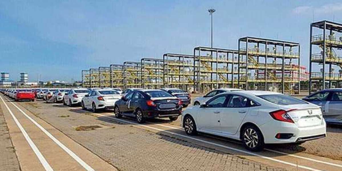 Tháng 7, xe nhập khẩu tại Việt Nam đạt gần 5.000 chiếc