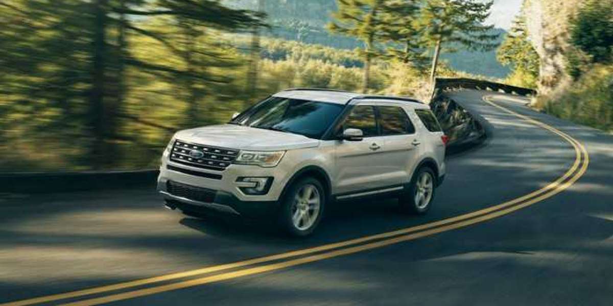 Lỗi mô – men xoắn, gần 400.000 xe Ford Explorer 2017 bị triệu hồi