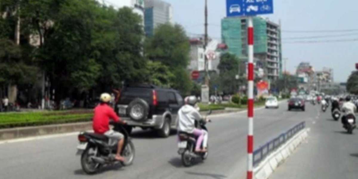 “Lịch sử” 17 năm thí điểm phân làn giao thông ở Hà Nội