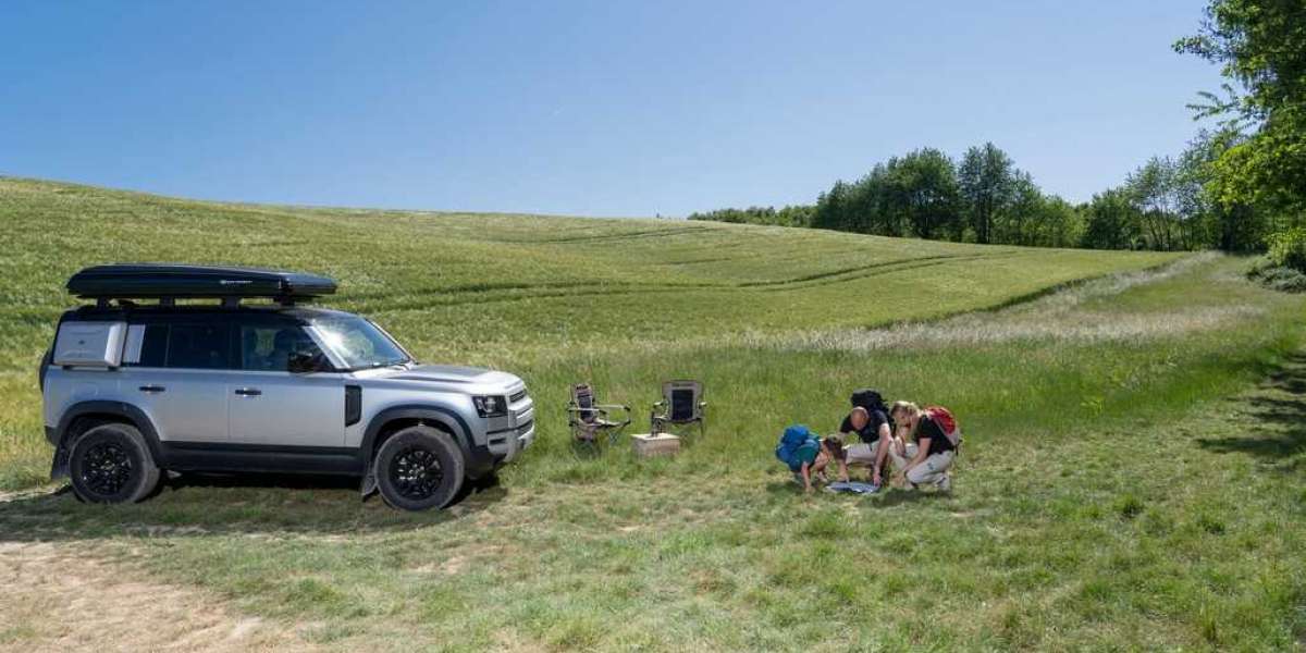 Land Rover Defender mới chốt lịch ra mắt châu Á