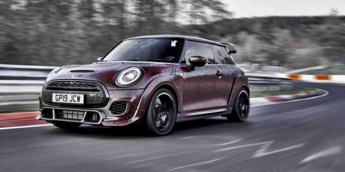 MINI John Cooper Works GP 2020 chốt lịch ra mắt