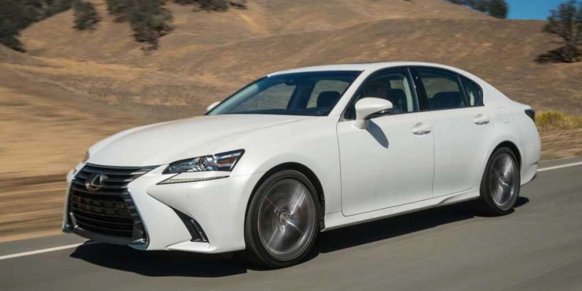 Lexus GS300 sắp bị khai tử