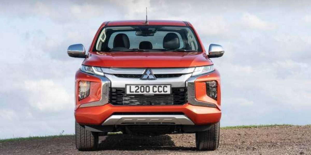 Mitsubishi Triton 2020 ra mắt tại Anh, giá từ 21.515 £