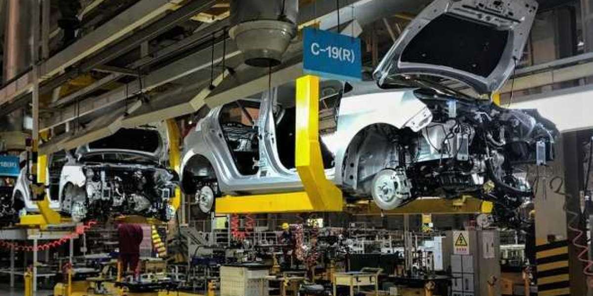 Tháng 5, sản lượng ô tô Anh rơi đáy